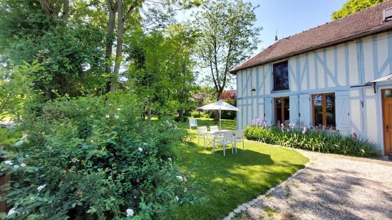 Domaine Du Carouge Hotel Lirey Ngoại thất bức ảnh